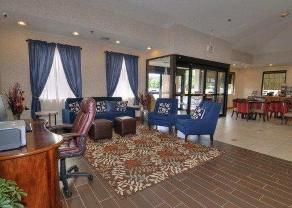 Comfort Inn Near Downtown & Blue Ridge Pkwy Marion Exteriér fotografie