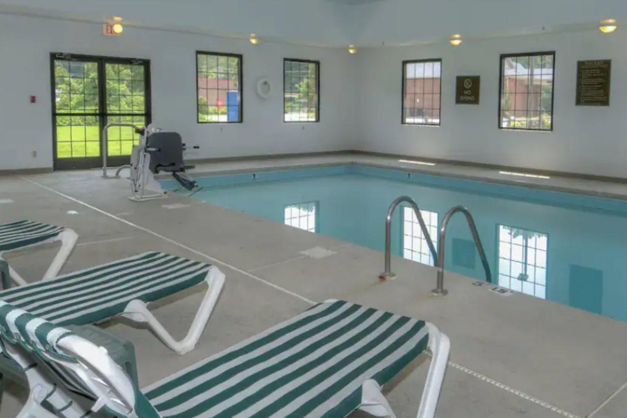 Comfort Inn Near Downtown & Blue Ridge Pkwy Marion Exteriér fotografie