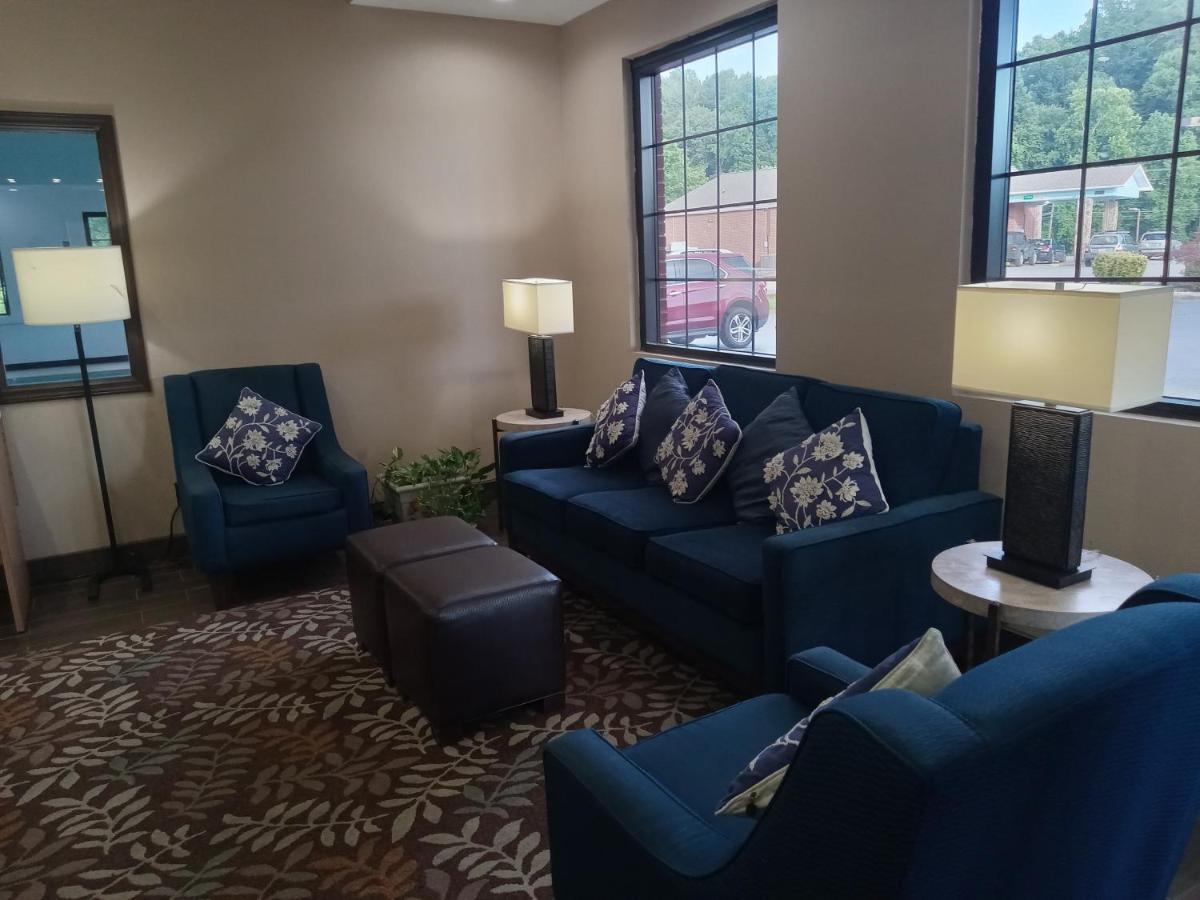 Comfort Inn Near Downtown & Blue Ridge Pkwy Marion Exteriér fotografie